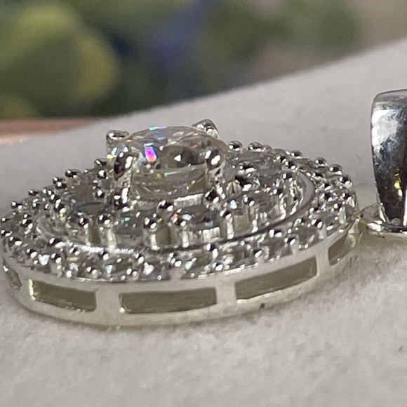 SALE‼️CERTIFIED 2.2ct Diamond Pendant. 925 Silver. Earth Mined. - Picture 7 of 14